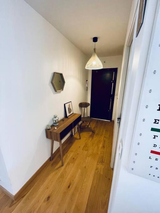 Superbe Appartement Sur Ванс Екстериор снимка